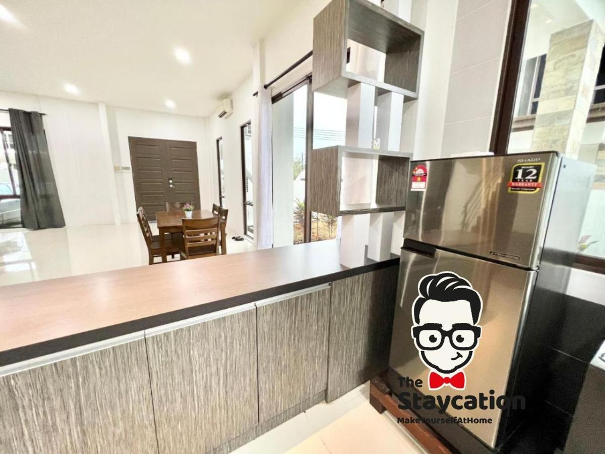 Staycation Homestay 4 Kota Samarahan D Gated House Kuching Luaran gambar